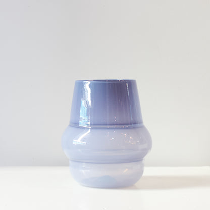 IKF118: Folded vase - lavender