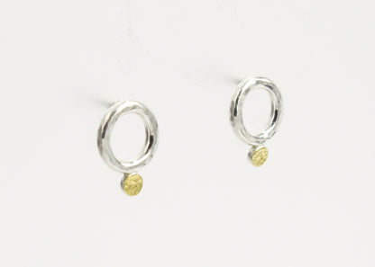 LA153: Stud earrings