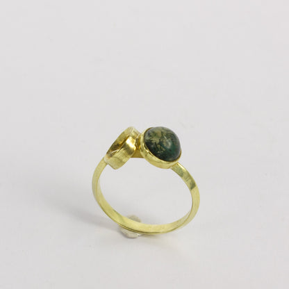 JB127: Moss agate and electrum double ring