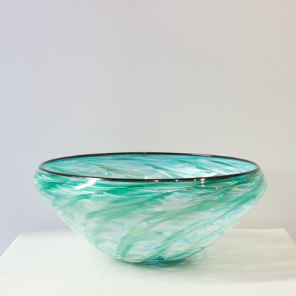 JCU405: Shell bowl