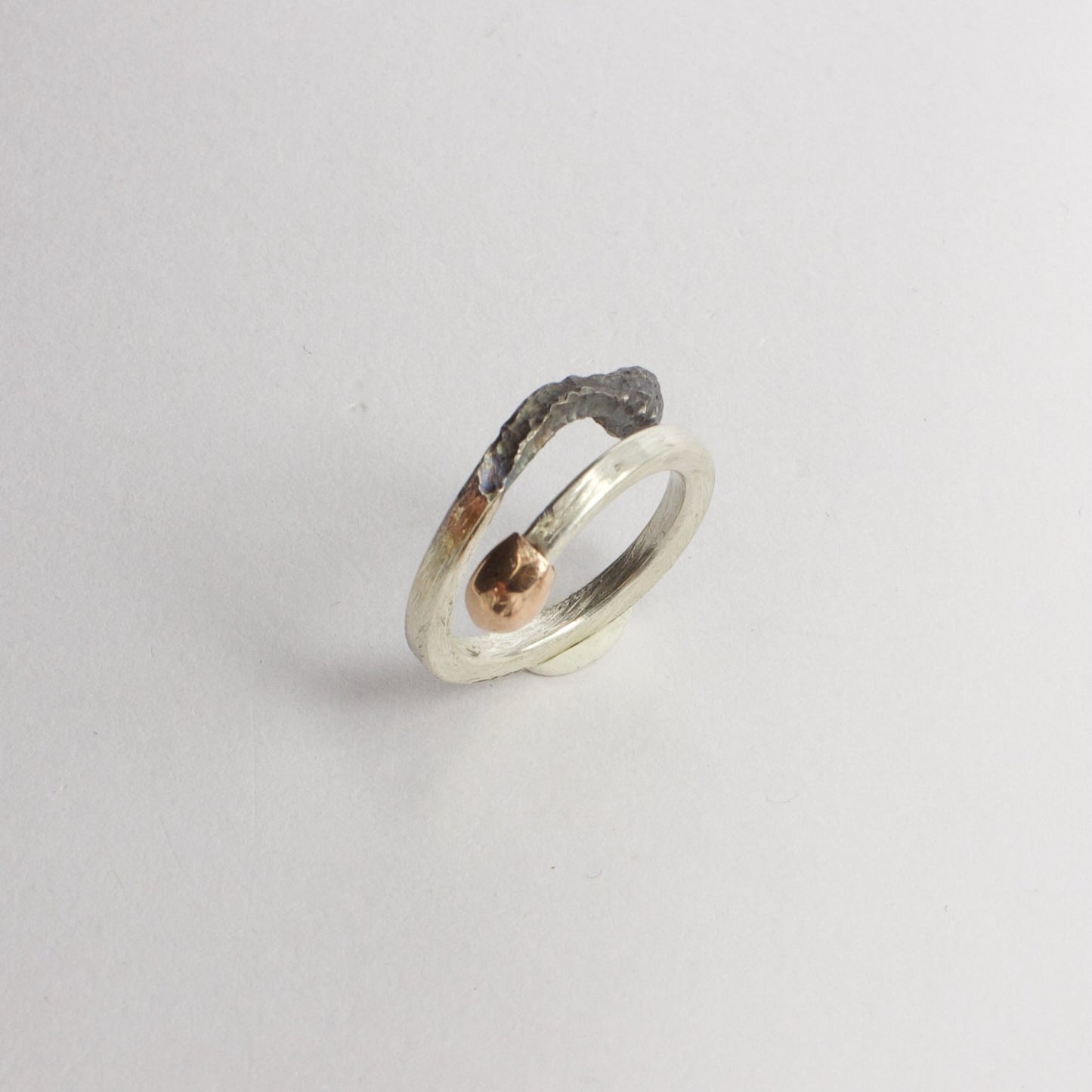 DM: Burnt and live matchstick ring