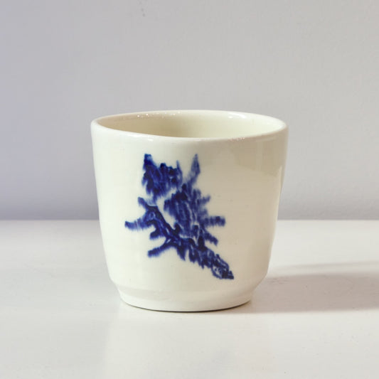 JLA37: Cone shell mug