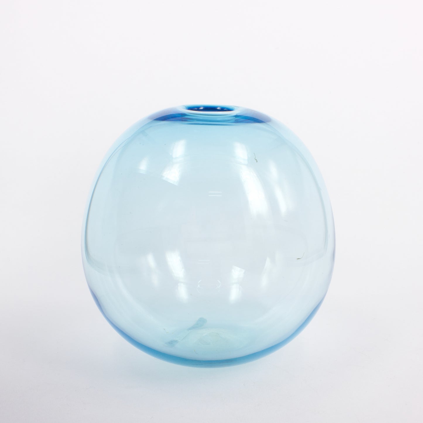 LJ: Bubble bud vase