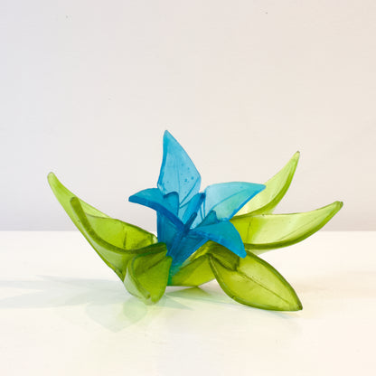 TBA150: Table lily - blue