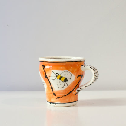 PH: Orange bee cups