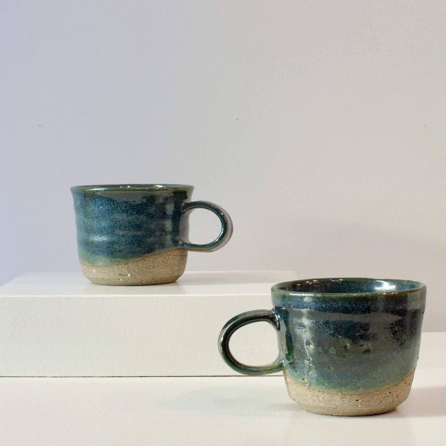 HP: Deep blue cups