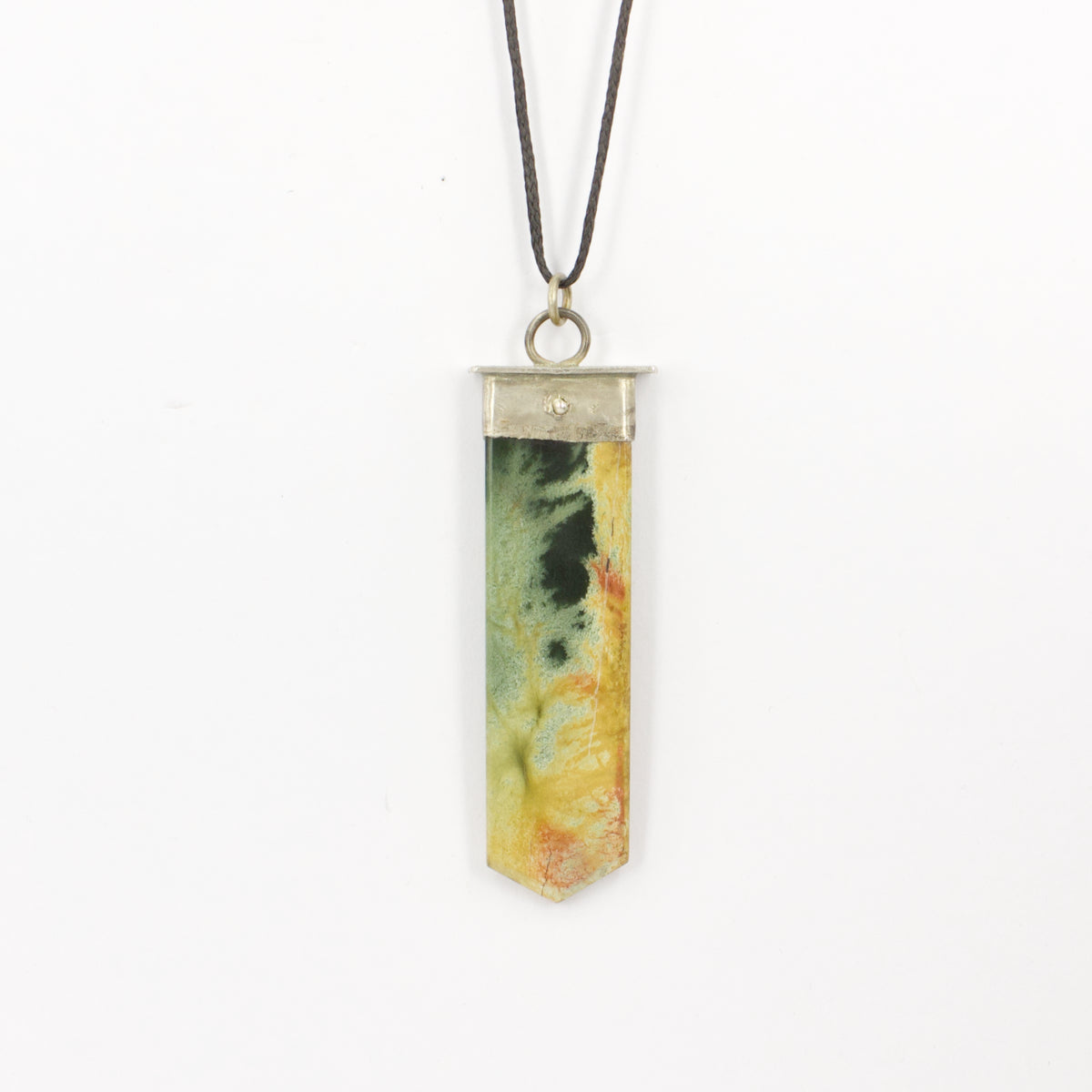 NA164: Pounamu and sterling silver pendant