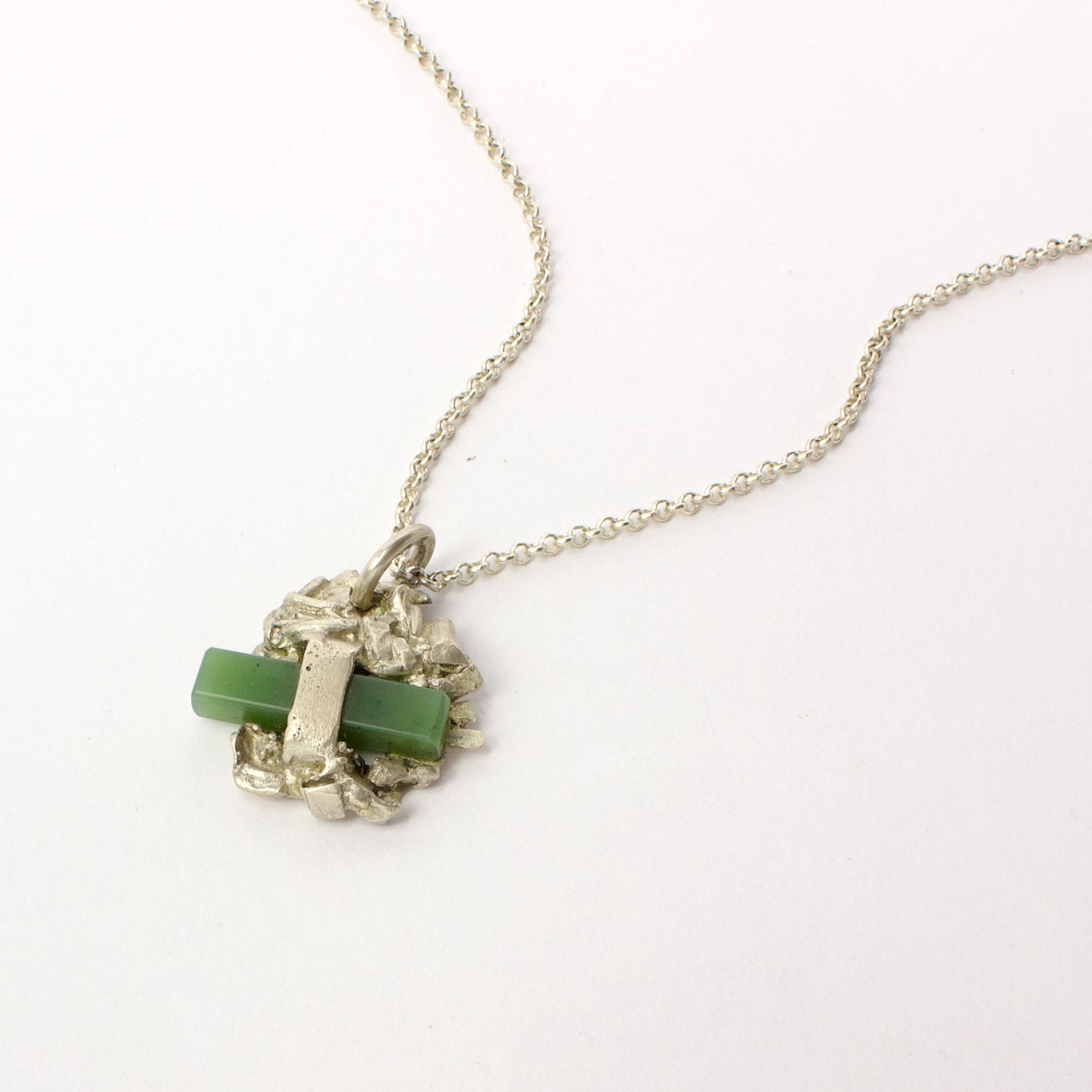 NA17: Pounamu bar necklace