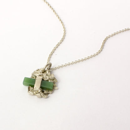 NA17: Pounamu bar necklace