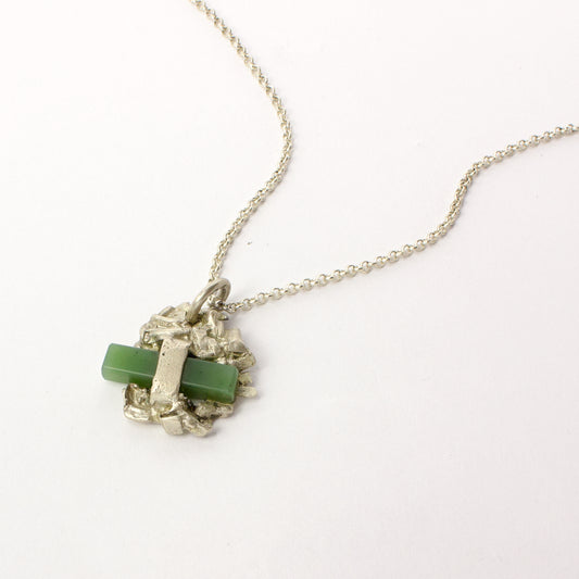 NA17: Pounamu bar necklace