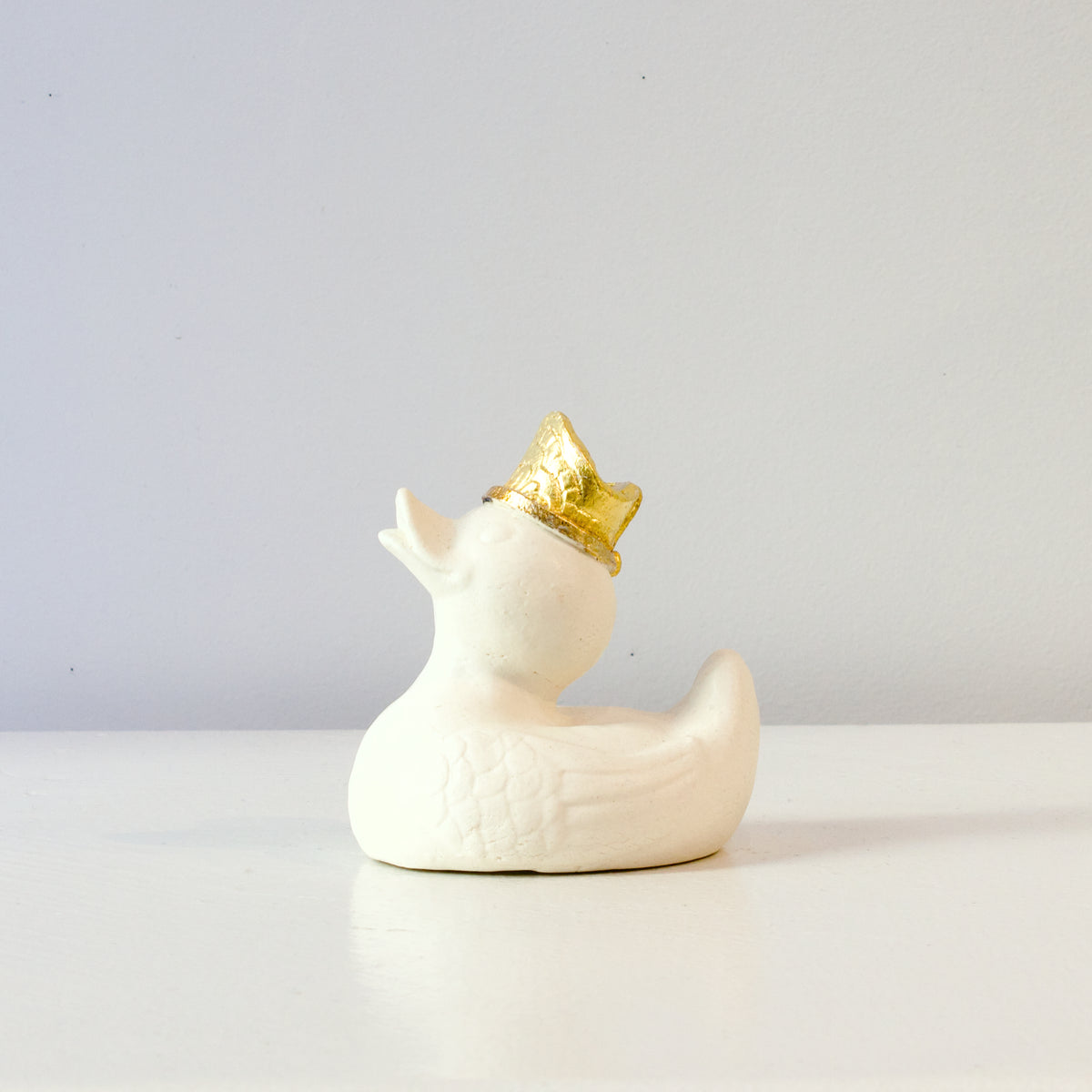 NML256: King Ducky - white