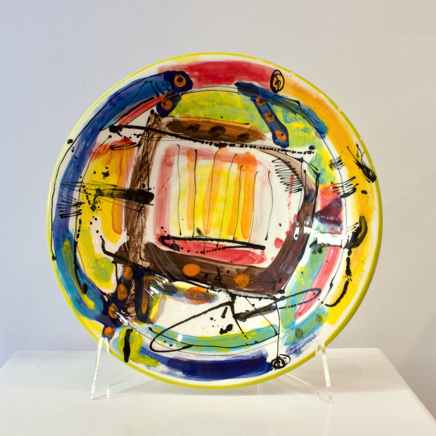 PH058C: Large abstract platter