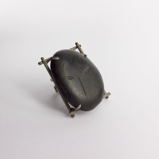 NA127: Carved New Zealand beach pebble ring