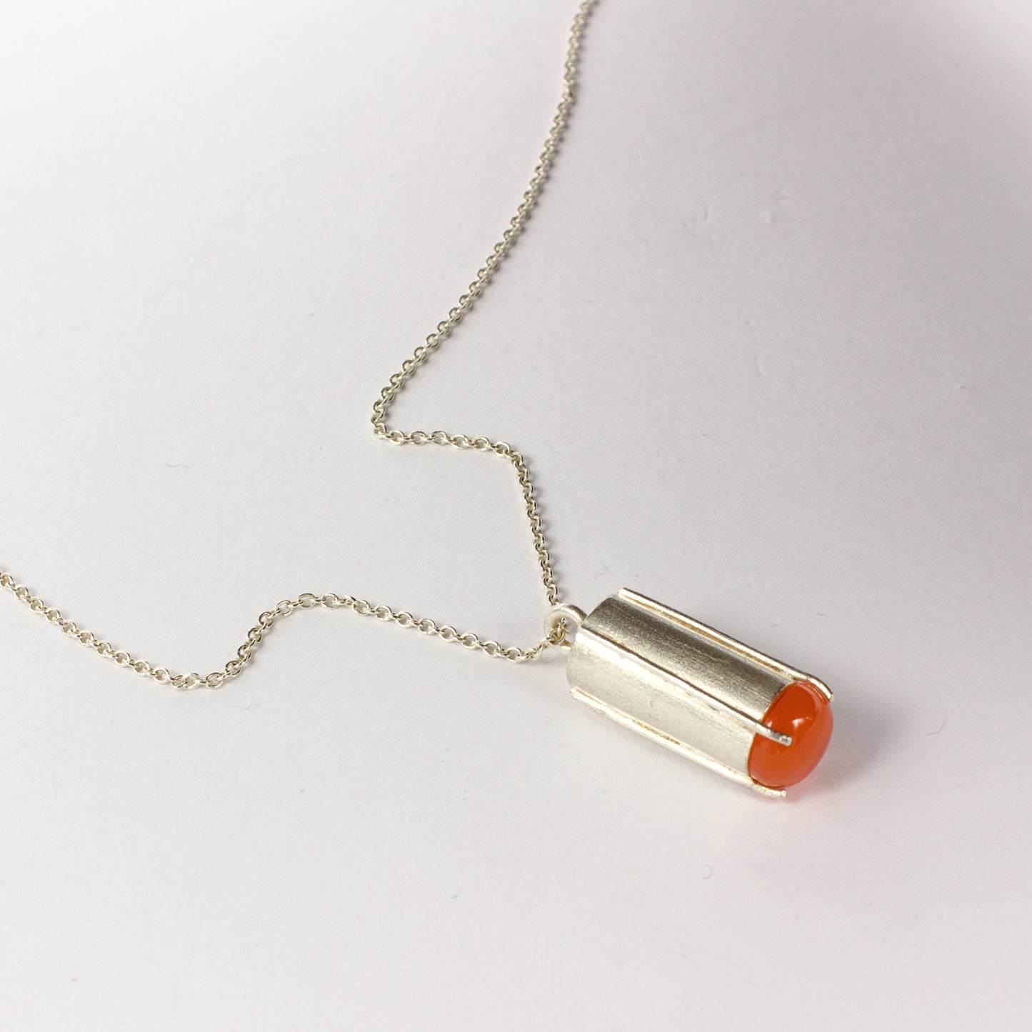 JMU104: Carnelian pendant