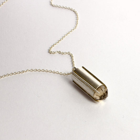 JMU105: Smoky quartz pendant