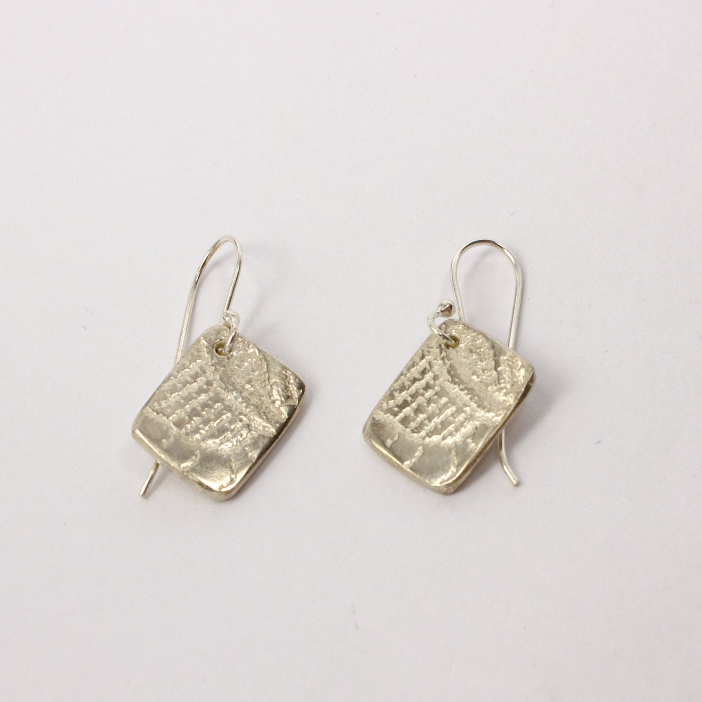 JMU166: Lace earrings