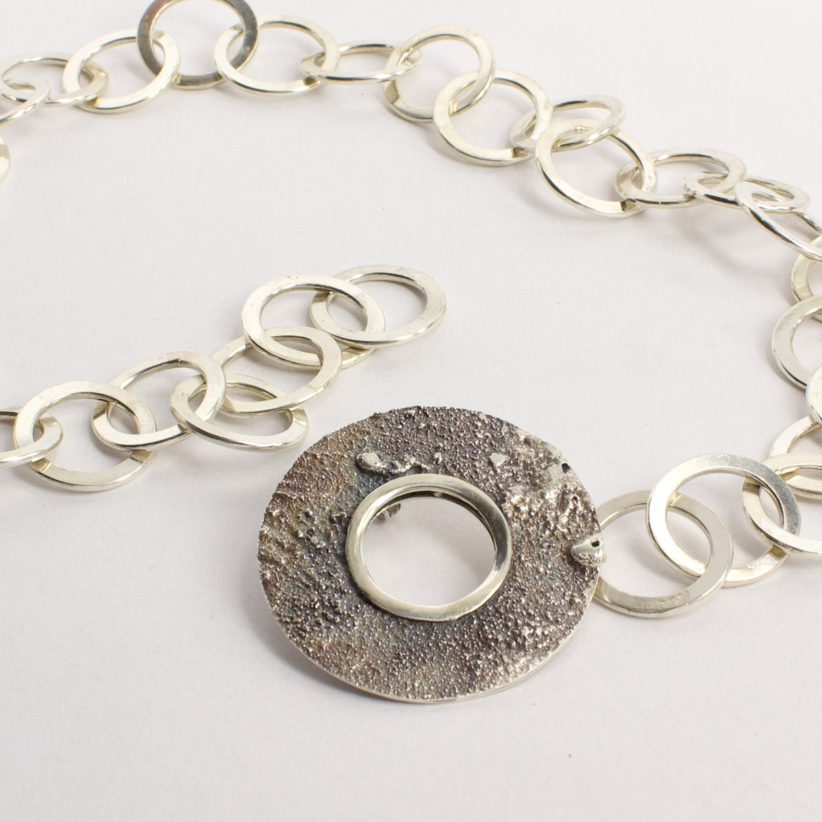 NG98: Moon chain necklace