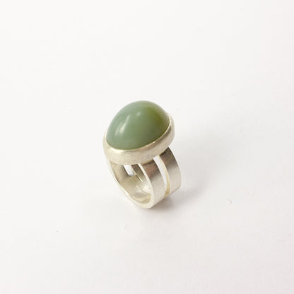 DA35: Russian jade ring