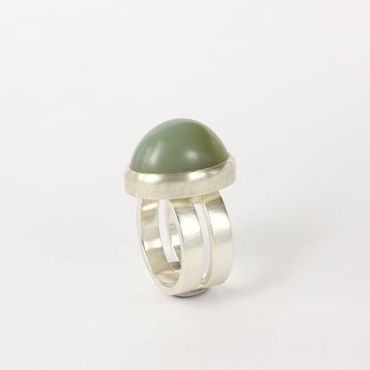 DA35: Russian jade ring