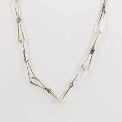 NG105: Riveted necklace