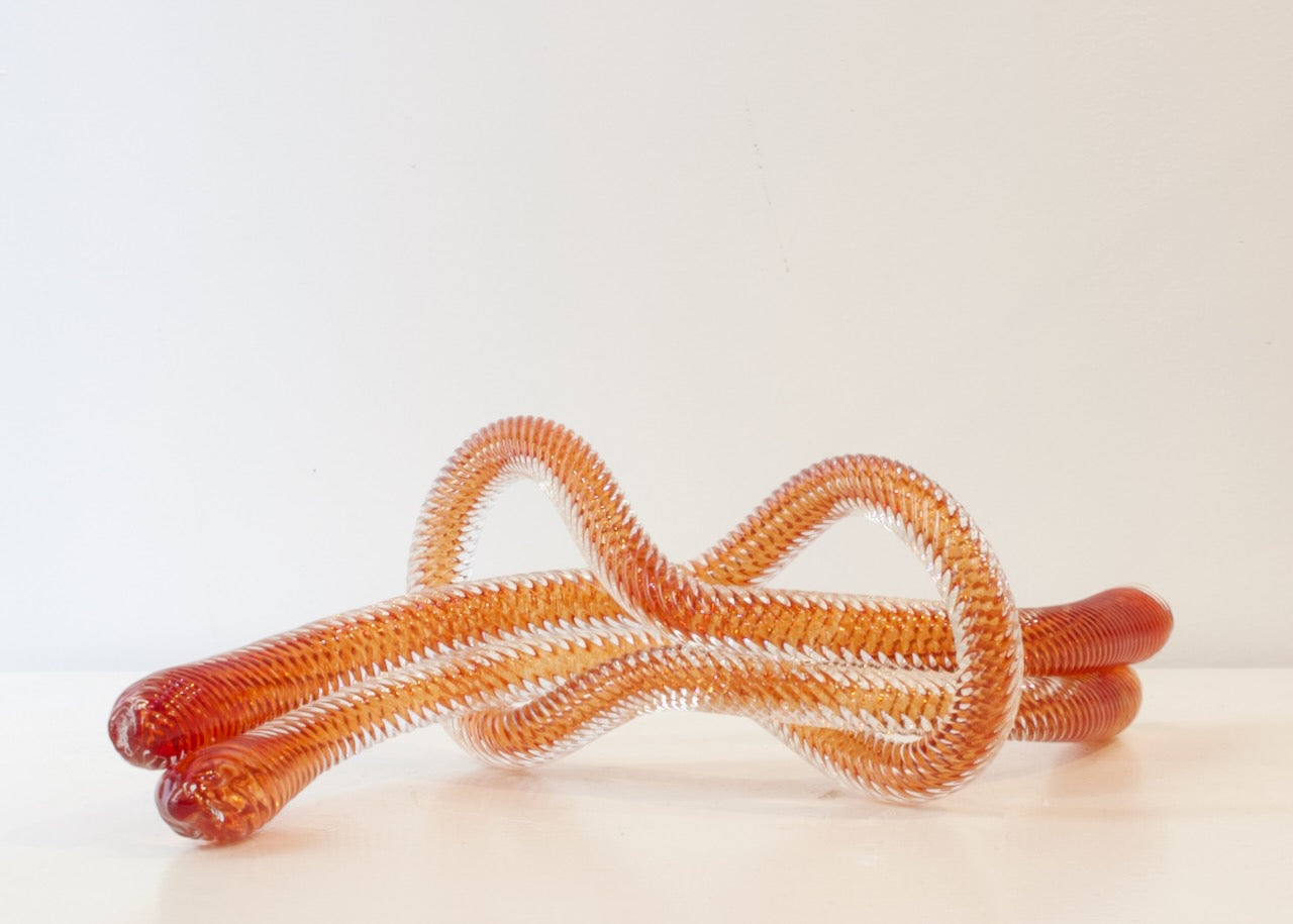 JCU: Love knot - orange red