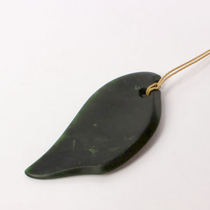 KAJ177: Pounamu free form pendant