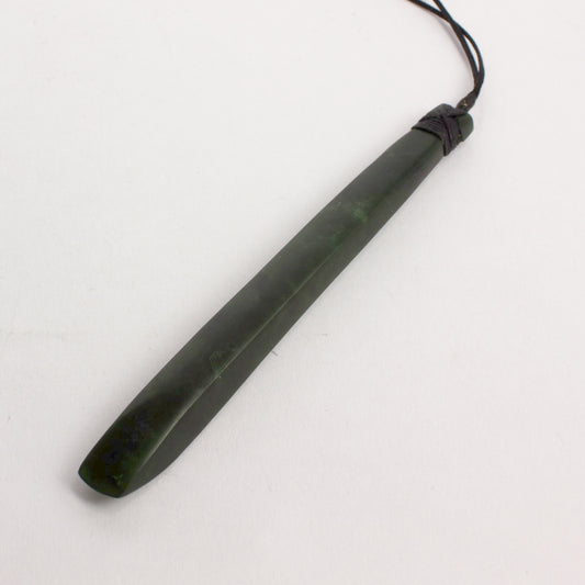 KAJ184: Long pounamu toki pendant