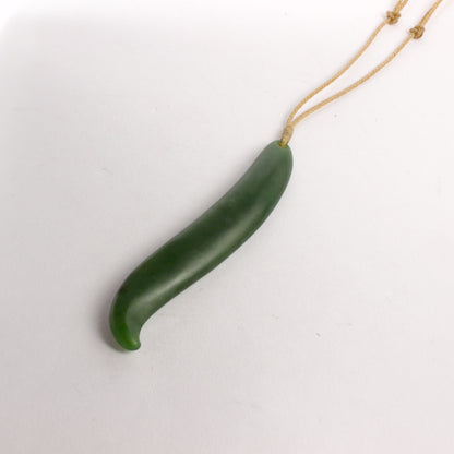 KAJ187: Pounamu kapeu pendant