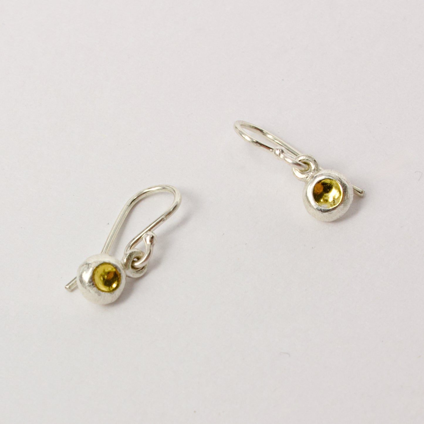 LA132: Tiny concave drop earrings