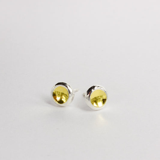 LA93: Concave stud earrings