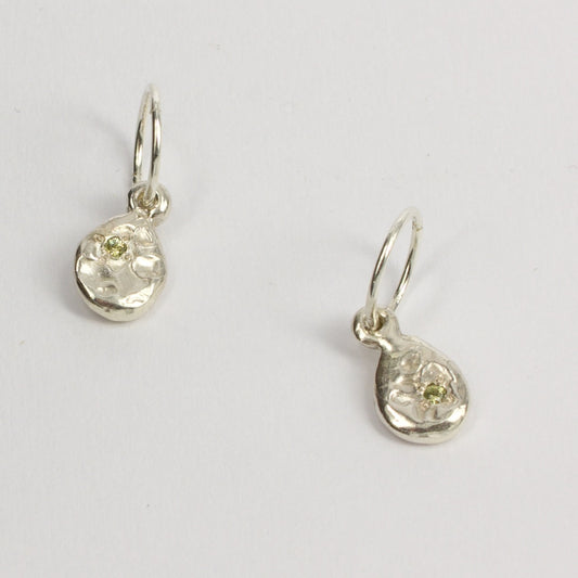 MM24: Sapphire droplet earrings