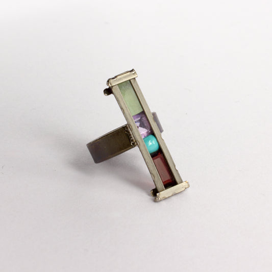 NA187: Multi stone titanium ring