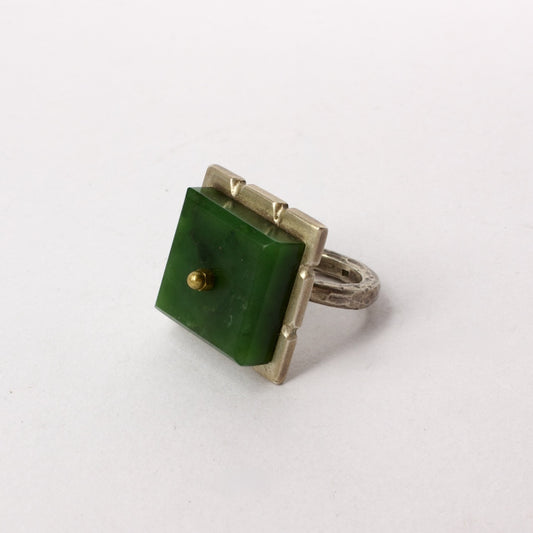 NA43: Square pounamu ring