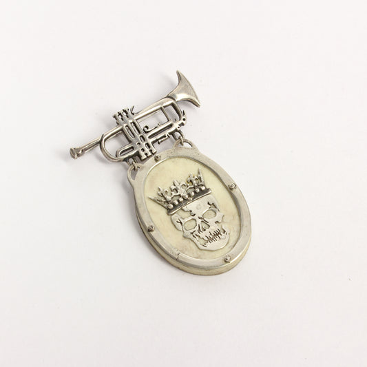 NG57: Death brooch