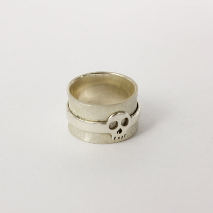 NG86: Skull ring