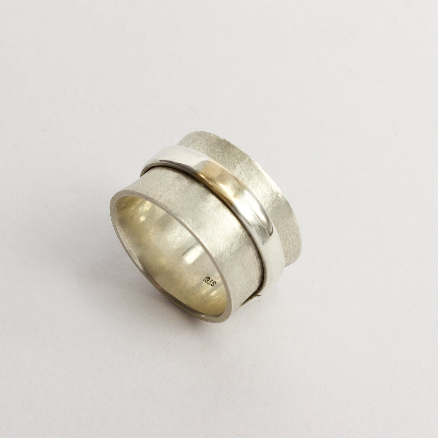 NG86: Skull ring