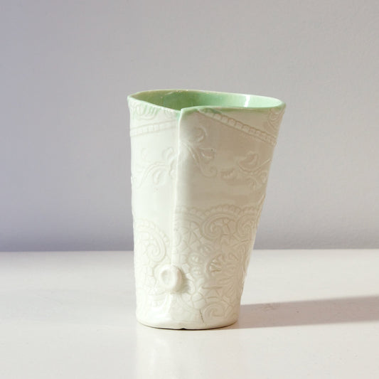 NML245: Embossed beaker