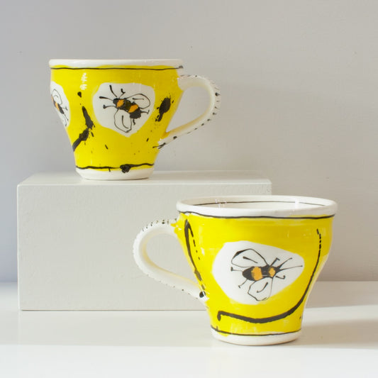 PH: Bumblebee latte cups