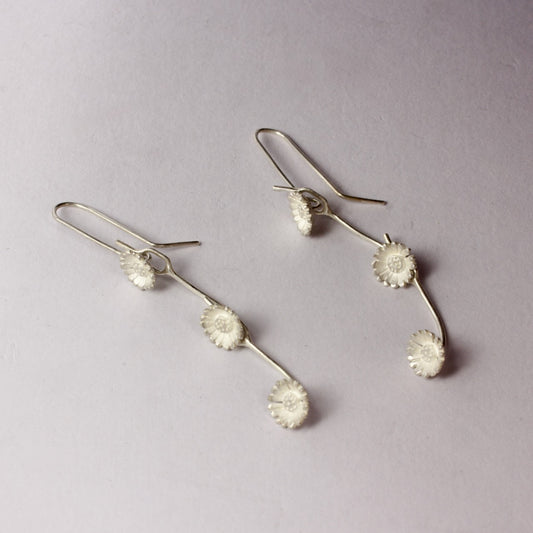 RF185: Daisy chain earrings