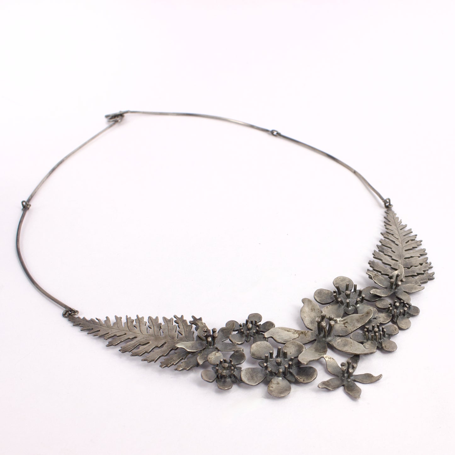 RF29: Fern and flower necklace