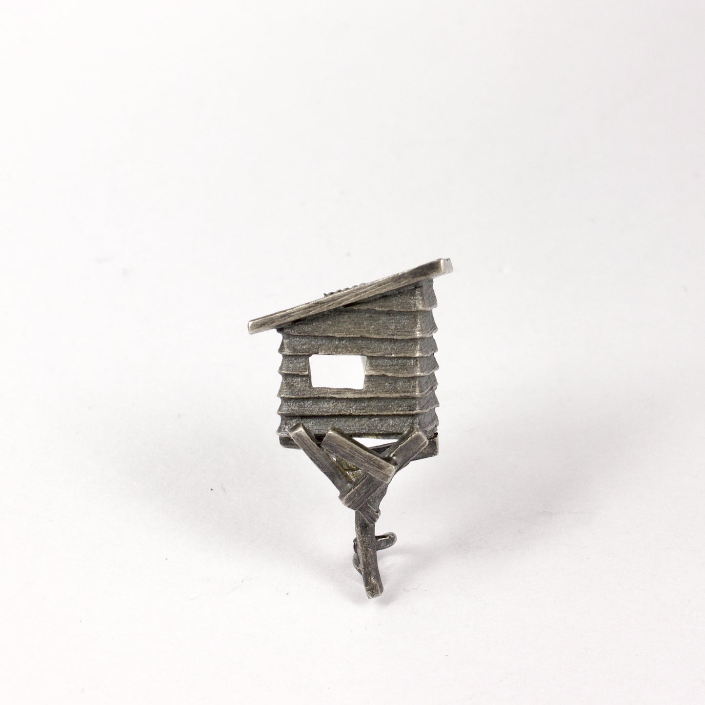 RF54: Treehouse brooch