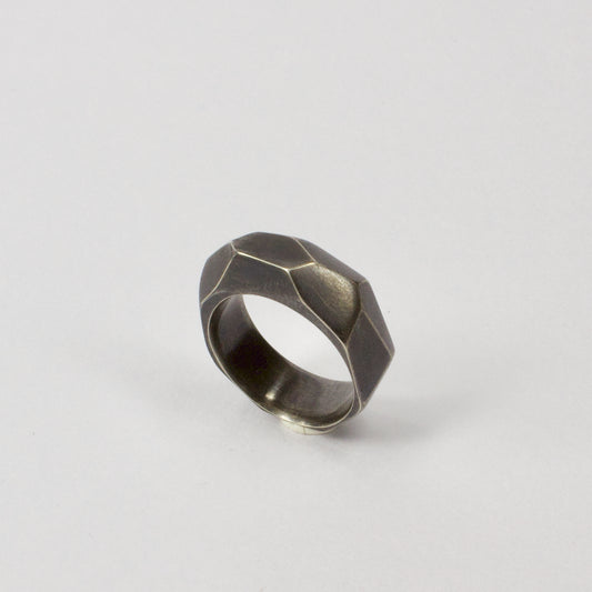 RK09: Geo ring