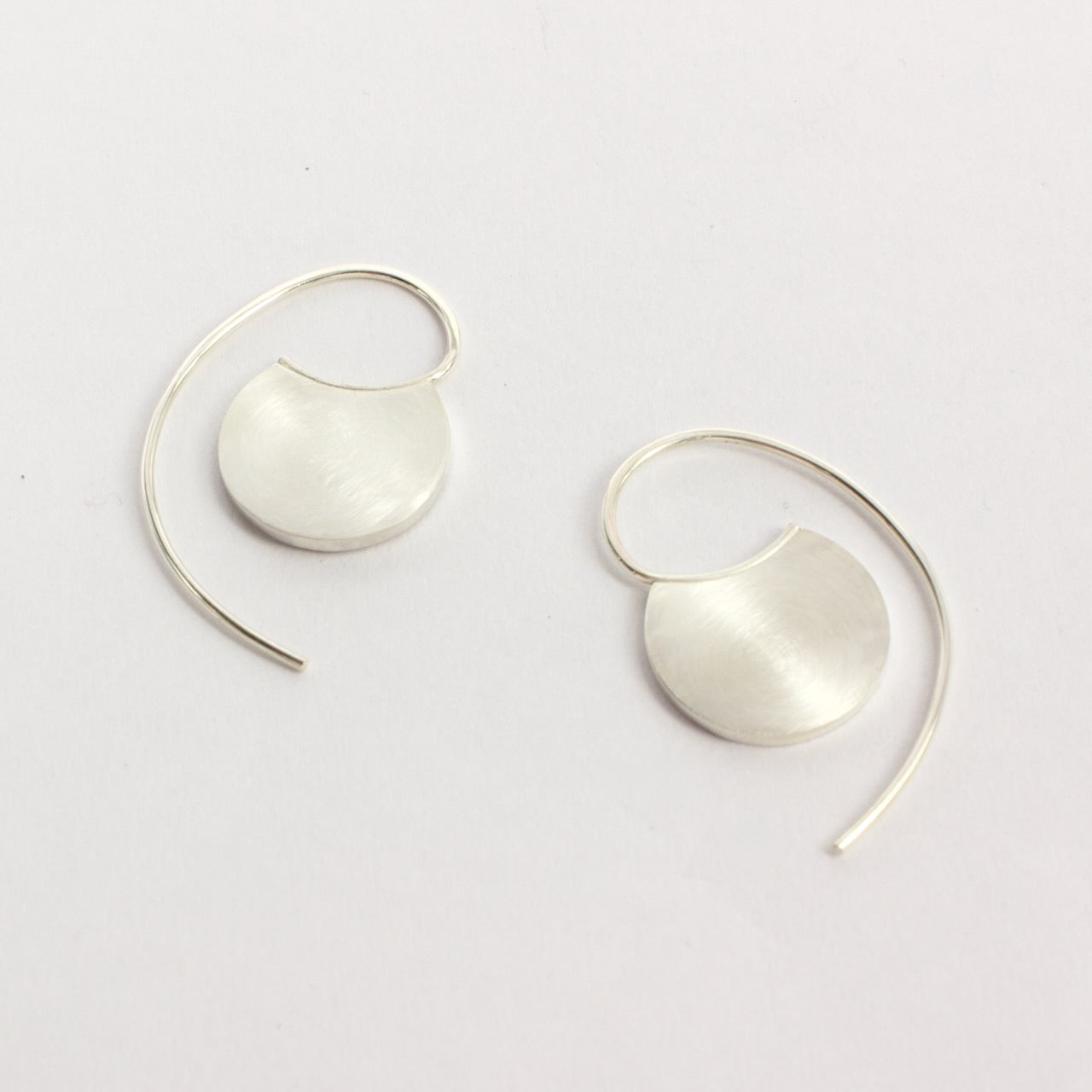 RMO76: Half moon earrings