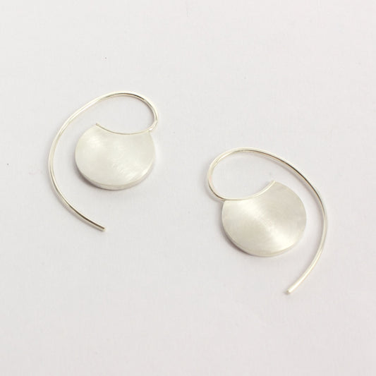 RMO76: Half moon earrings