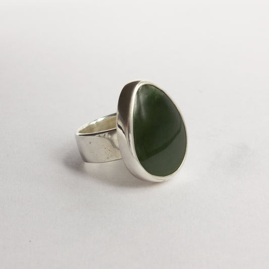 RW295: Pounamu ring