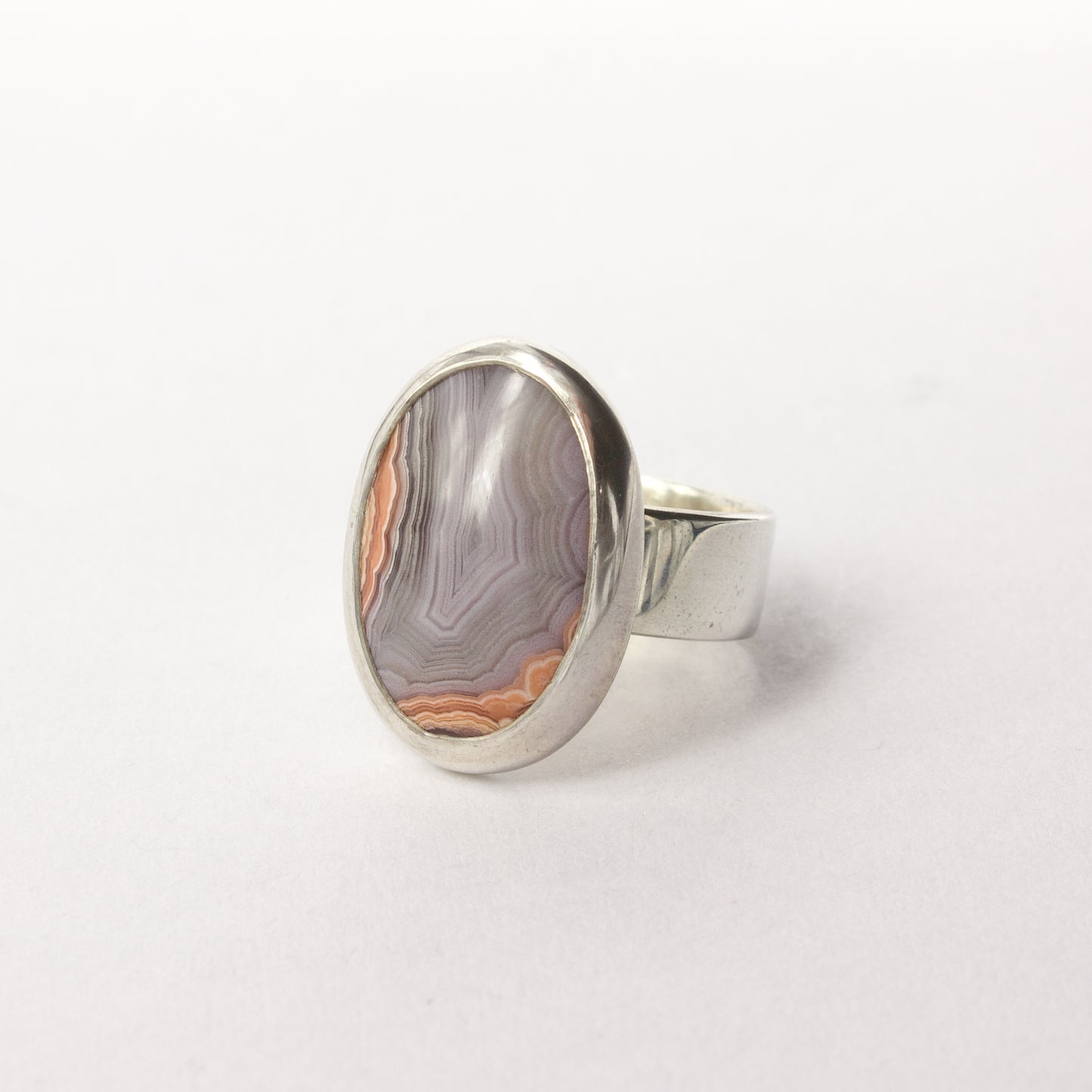 RW306: Laguna agate ring