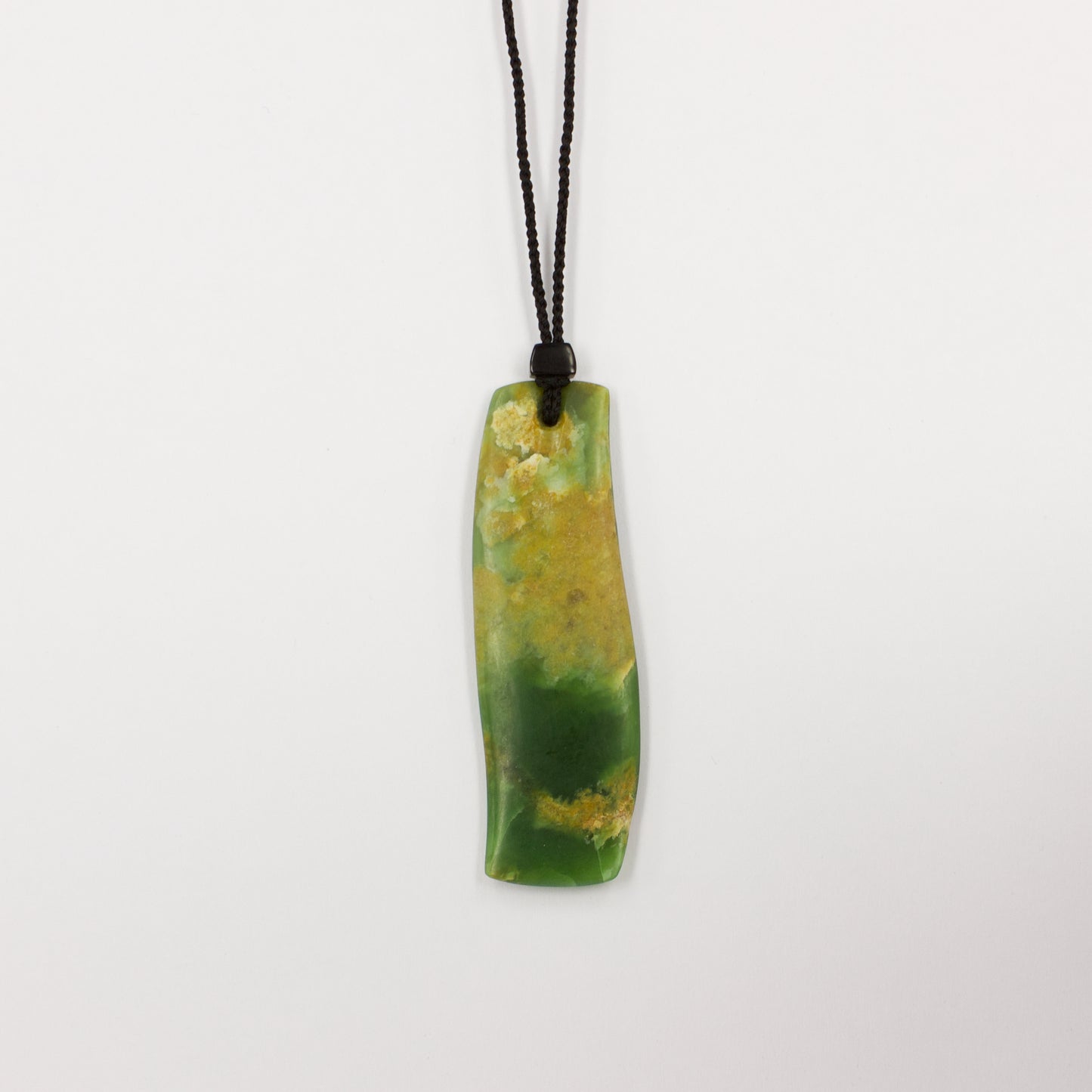 SM267: Pounamu wave pendant