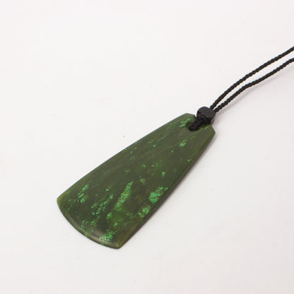 SM269: Toki pendant - Canadian jade