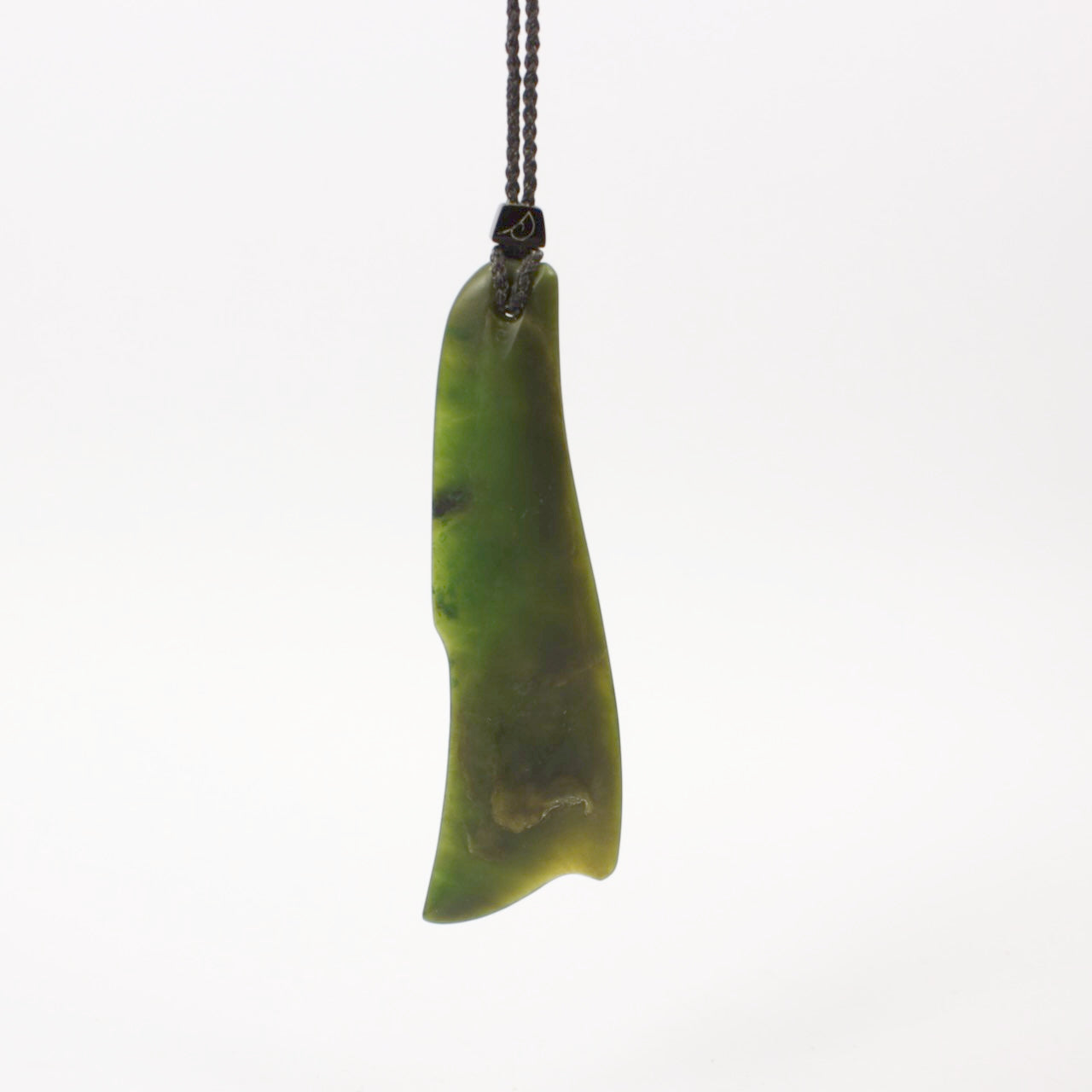 SM270: Whale form pendant - Canadian jade