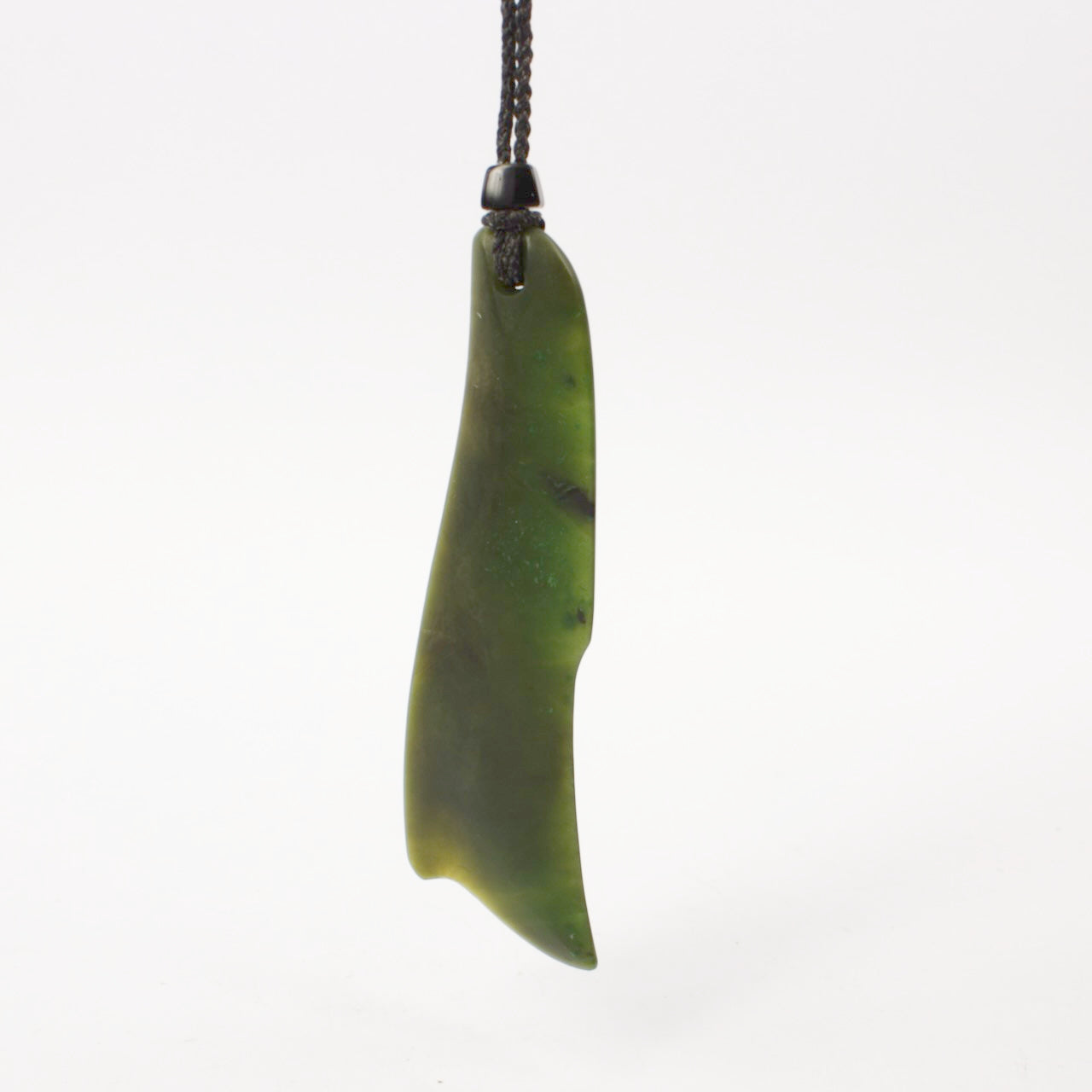 SM270: Whale form pendant - Canadian jade